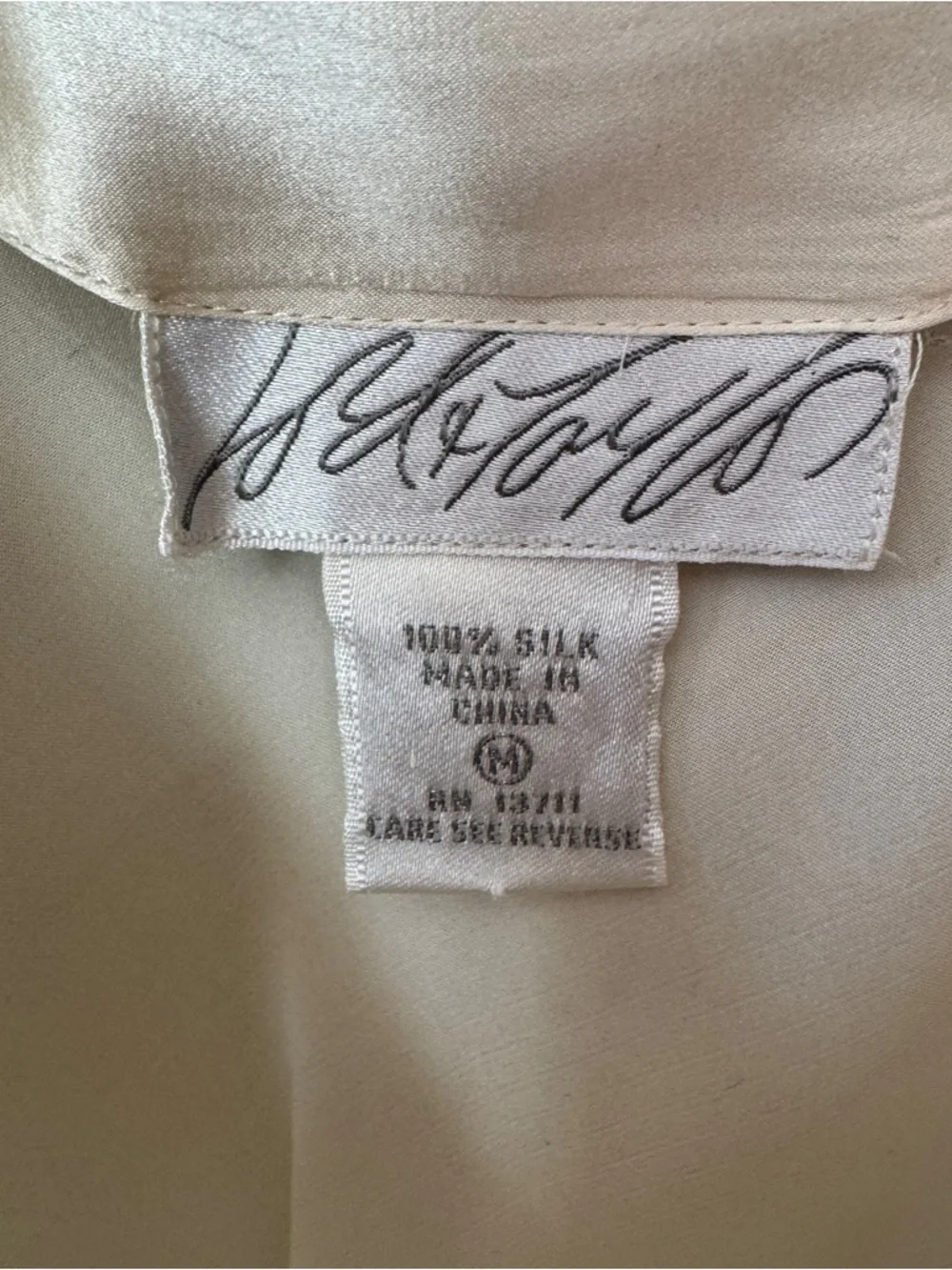 Lord & Taylor 100% Silk Camisole Top Ivory Champagne Satin Charmeuse Medium - Picture 3 of 3